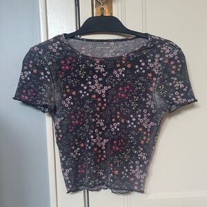 American Eagle Outfitters Waffled Floral Multicolor Short Sleeve Tee